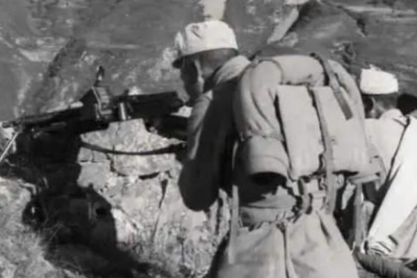 彭總銘心刻骨的一場戰役,二萬軍隊竟無法殲滅五百日軍?是何原因 彭總銘心刻骨的一場戰役,二萬軍隊竟無法殲滅五百日軍?是何原因