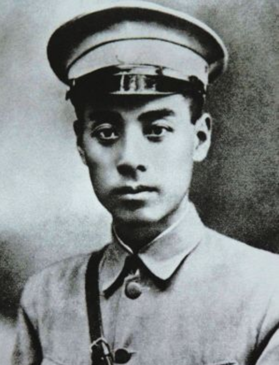 毛主席作報告，陳賡卻突然衝上臺，原因讓料事如神的主席也想不到