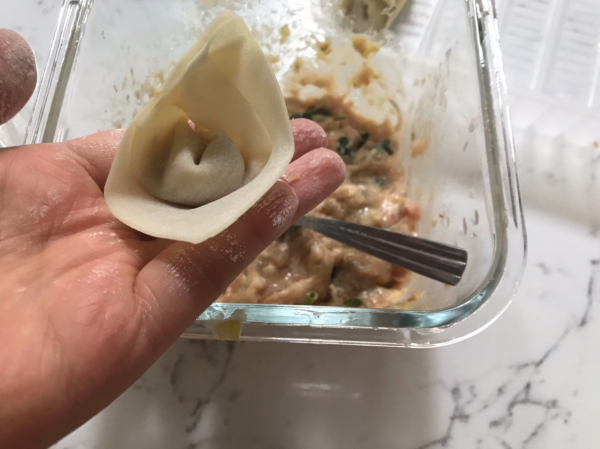 鮮蝦多味抄手，家常製作一點不難，暖胃快手很好吃