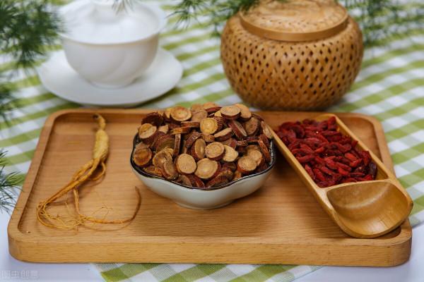 得了脈管炎、糖尿病足怎麼辦？送你四味藥，清熱解毒，癒合潰瘍