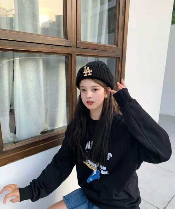 為什麼你戴“帽子”顯土氣？3種款式、2個技巧，教你搭出時髦感