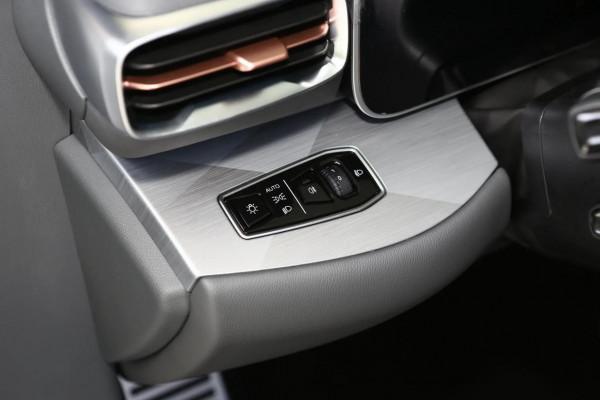 29.19萬,配L3級自動駕駛,708km續航,實拍極狐阿爾法S 29.19萬,配L3級自動駕駛,708km續航,實拍極狐阿爾法S