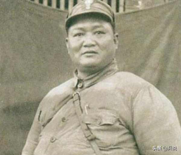 土匪殘殺20餘名幹部，凌辱2名女隊員，新四軍團長大刀復仇