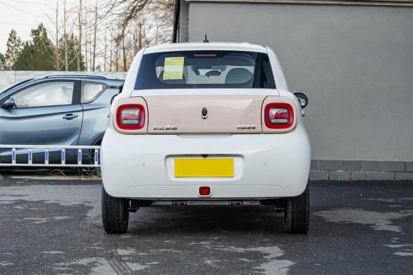 最低續航301km,6.98萬起售,月銷6508輛,尤拉黑貓值不值? 最低續航301km,6.98萬起售,月銷6508輛,尤拉黑貓值不值?