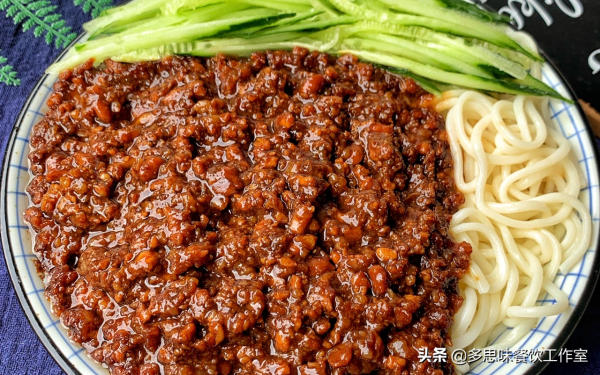 炸醬麵不會做？大廚教你10種家常炸醬麵的做法，香味濃郁越吃越香