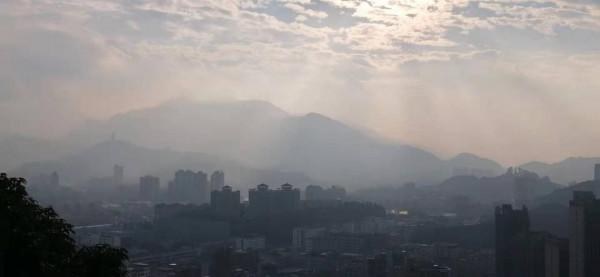 雲彩下的山城系列（九）