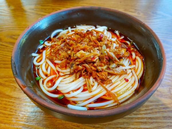 中國八城特色早餐,南北都有,酥脆鮮香,好吃易做,太香了 中國八城特色早餐,南北都有,酥脆鮮香,好吃易做,太香了