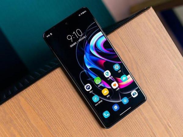 從3299元跌至2199元，驍龍870&plus;12GB&plus;256GB，皮質機身旗艦重回低價