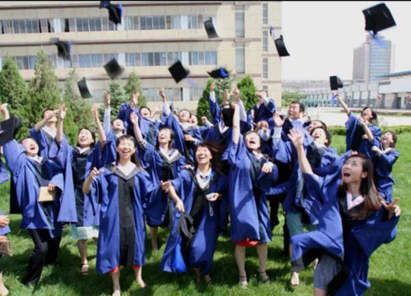 研究生要做新時代的追夢人 研究生要做新時代的追夢人