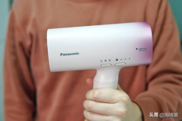 松下新品吹風機NA0H實測:水潤幹發新體驗,是時候換個新吹風機了 松下新品吹風機NA0H實測:水潤幹發新體驗,是時候換個新吹風機了