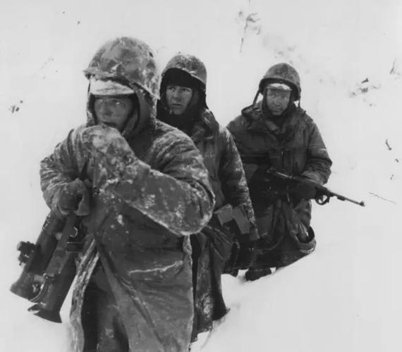 周全弟：長津湖冰雕連唯一倖存者，親口講述71年前經歷，聽者落淚