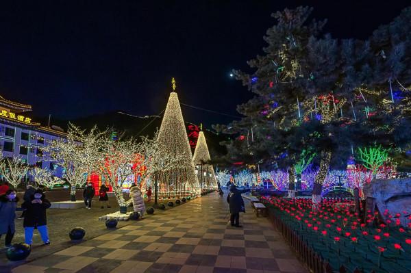 2022年相約龍慶峽，讓冰燈點亮你的這個冬日