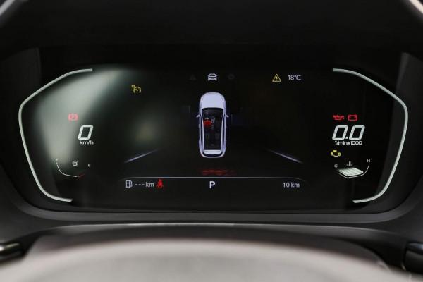 解讀MG領航：1&period;5T起步10萬不到，配置豐富油耗低，家用代步很合適