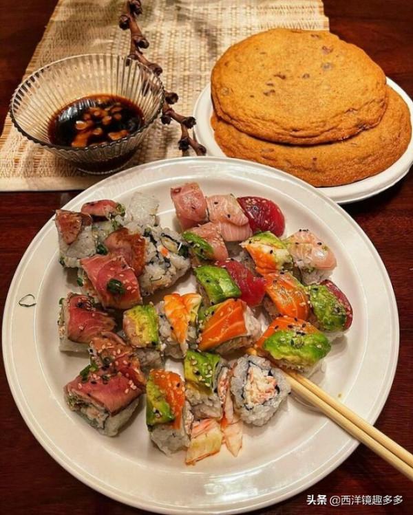 巨石強森的“放縱餐”，食量太驚人了