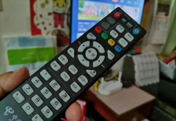 這個時代對老年人越來越不友好了