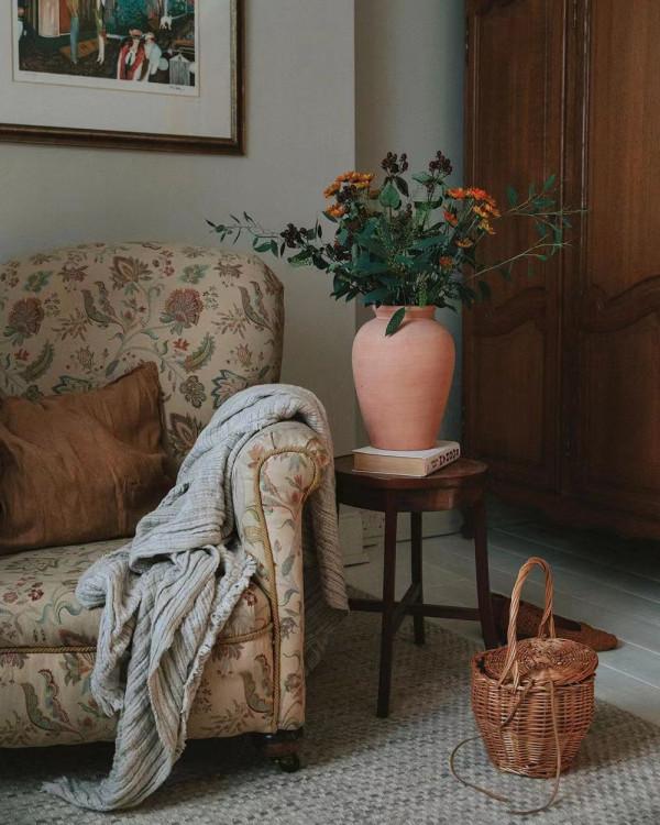 蘇格蘭太太曬出溫暖小屋，溫馨復古與花為伴，悠閒生活太解壓了