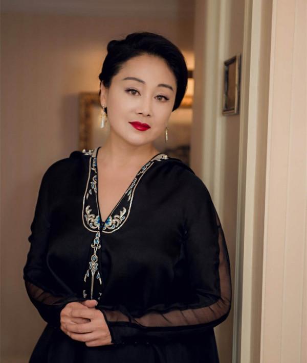 同樣是王姬的基因，女兒顏值如仙女，兒子智障是她一生的痛