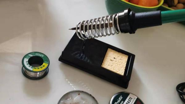 公牛插排H型螺絲拆卸 特殊螺絲H型、Y型、三角型、星型等螺絲拆除