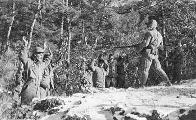 美國20年都沒打贏越南,為何我國僅用28天,就讓越南安分這麼多年 美國20年都沒打贏越南,為何我國僅用28天,就讓越南安分這麼多年