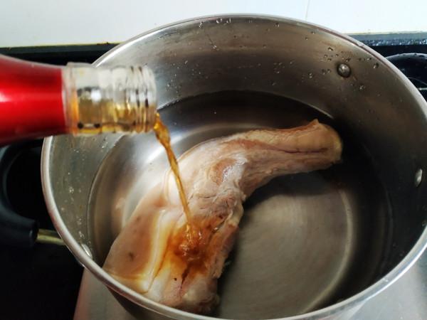 年輕時代最難忘的一道美食是什麼？我會毫不猶豫地回答：是鹹肉