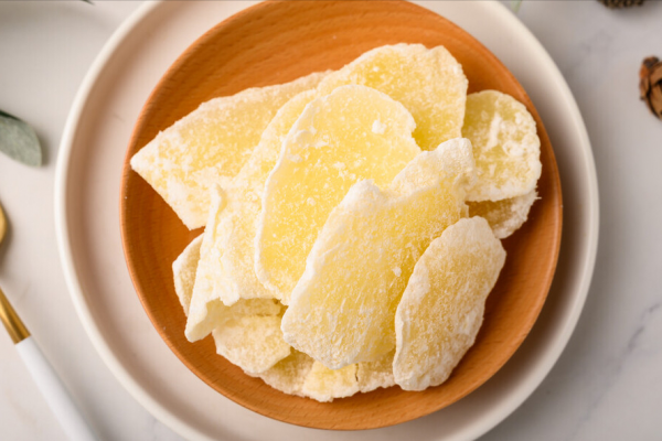 冬天手腳冰涼,教你自制薑糖片,每天來兩片,驅寒暖胃順利過冬 冬天手腳冰涼,教你自制薑糖片,每天來兩片,驅寒暖胃順利過冬