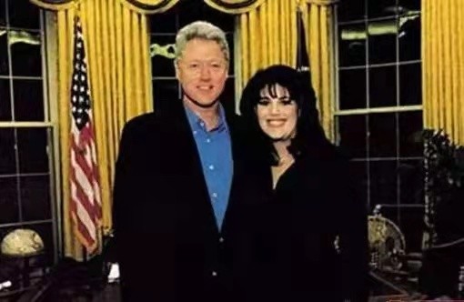 “拉鍊門”事件發生22年,克林頓終於向萊溫斯基道歉,說了什麼? “拉鍊門”事件發生22年,克林頓終於向萊溫斯基道歉,說了什麼?