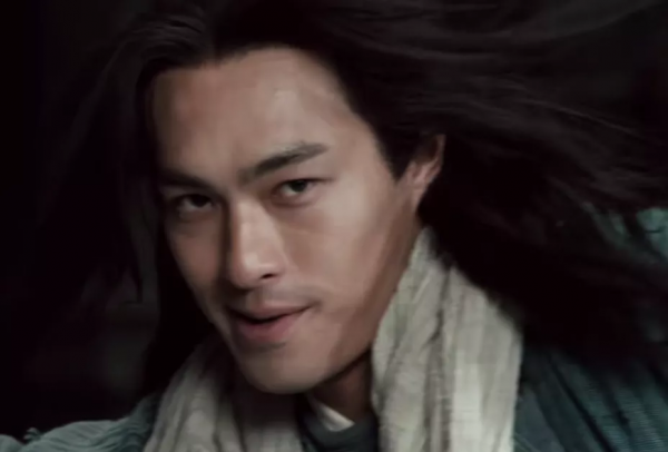 一個比一個浮誇，回看2021年的雷人演技，你們還是找個廠上班吧