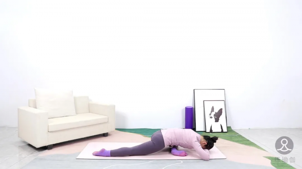 沈月這是整了嗎，怎麼突然美成關曉彤了