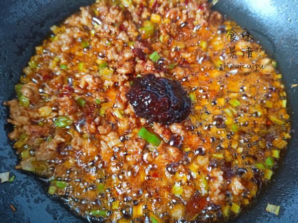 想吃黃豆醬不用買，教你3種秘製做法，香辣過癮，夾饃拌飯都好吃