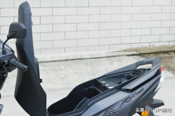 沒ABS有點遺憾 價格是硬傷 新大洲本田裂行125到店實拍 沒ABS有點遺憾 價格是硬傷 新大洲本田裂行125到店實拍