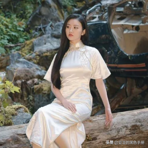 旗袍如照妖鏡，看看這17位女星，誰最驚豔，誰像偷穿大人衣服？