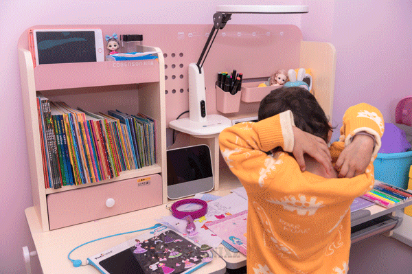 讓孩子形成自主學習的好習慣：大力Y6智慧檯燈 使用評測