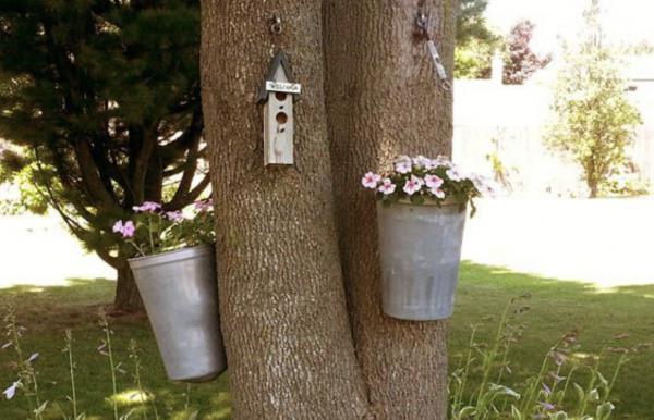 30種與眾不同的花園,水壺、舊靴子、爛門框,全部都可以種花 30種與眾不同的花園,水壺、舊靴子、爛門框,全部都可以種花