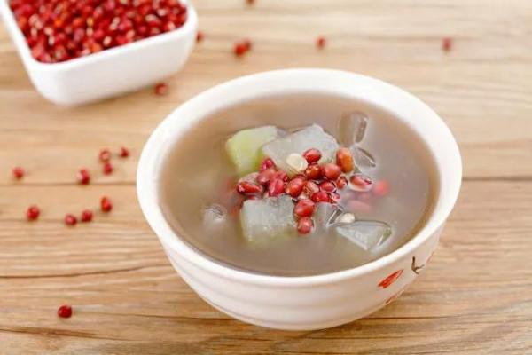 小雪後女人要多吃“3紅3黑”,少吃2樣,營養充足增強抵抗力 小雪後女人要多吃“3紅3黑”,少吃2樣,營養充足增強抵抗力