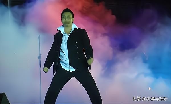 張淇是黑豹樂隊第十位任主唱，這個樂隊主唱怎麼總換人？