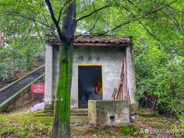 成都蒲江與眉山交界處有座道教仙山，歷史悠久古蹟眾多卻少有人知