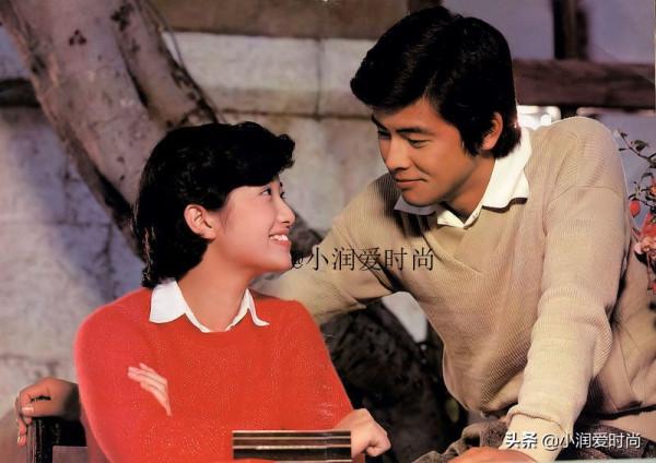 三浦友和冬天有多時髦？夾克+毛衣、羽絨服疊穿西裝，照他穿儒雅