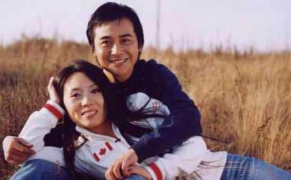 吳瓊比老公大15歲，儘管沒有孩子，生活低調又幸福