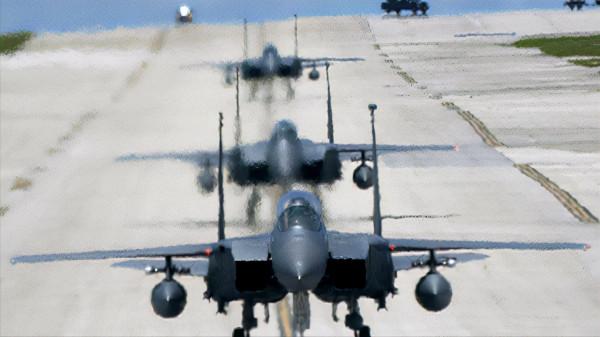 1994年,一架美軍戰機果斷出手,擊落兩架“敵機”,26名美軍喪生 1994年,一架美軍戰機果斷出手,擊落兩架“敵機”,26名美軍喪生