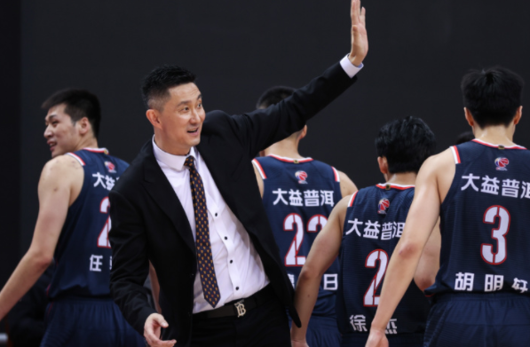 廣東2年後將大換血!4國手將淡出,趙睿鎖老大,內線+鋒線引擔憂 廣東2年後將大換血!4國手將淡出,趙睿鎖老大,內線+鋒線引擔憂