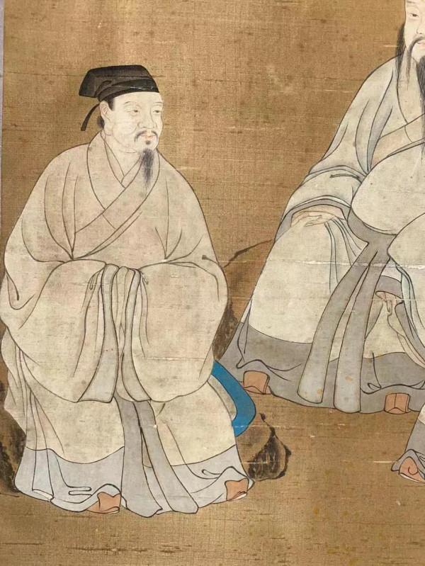 看看唐寅的絹畫