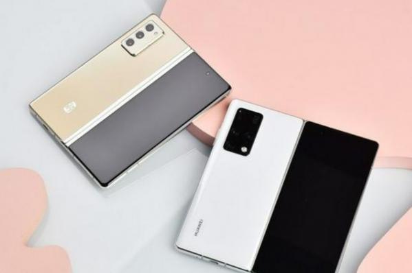 劍指三星華為，iPhone摺疊屏手機曝光，預計2023年釋出