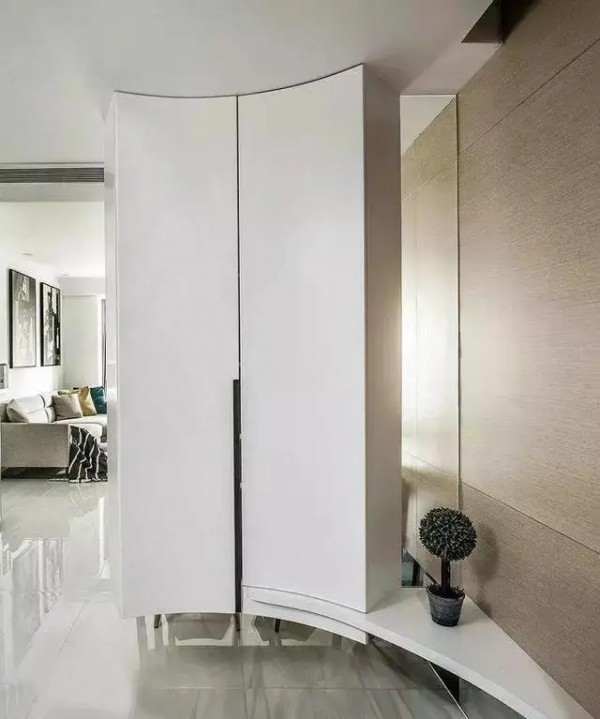 89㎡現代簡約風，大膽的設計，顯得格外溫馨與端莊