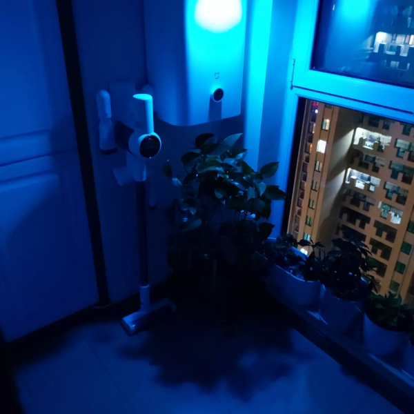 免接線的點點太陽能感應壁燈,白天有光,晚上就能亮,還有彩光哦 免接線的點點太陽能感應壁燈,白天有光,晚上就能亮,還有彩光哦