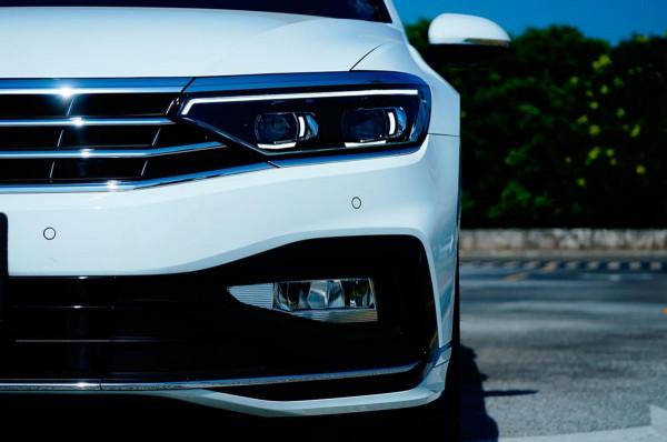 動力和底盤更適應國內需求 數字互動更完善 進口大眾2021款蔚攬試駕