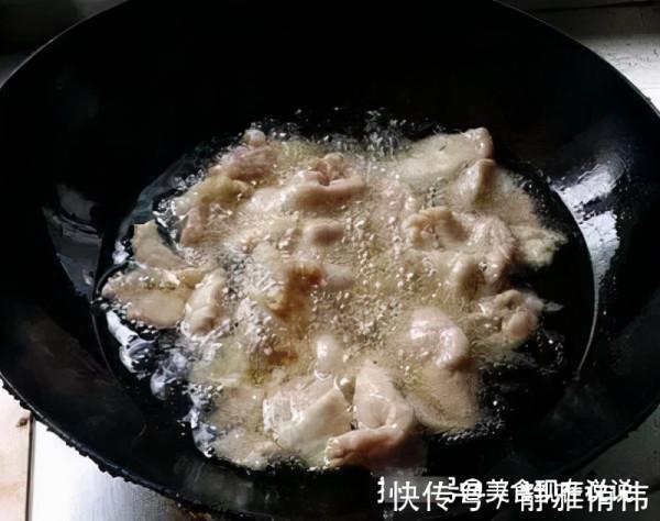 大廚:不管醃什麼肉,別隻放鹽,多加“2種料”,肉質嫩滑炒不老 大廚:不管醃什麼肉,別隻放鹽,多加“2種料”,肉質嫩滑炒不老