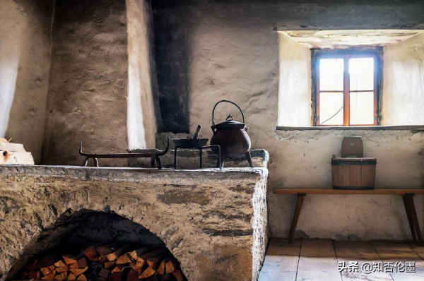 為什麼農村建省柴灶要設“攔火圈”？很多人不清楚其原理