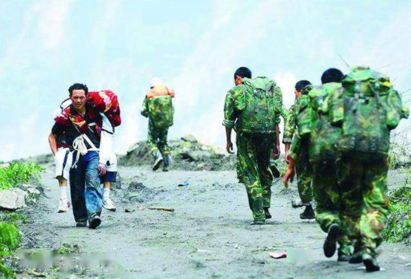 08年地震後，程林祥背兒子遺體，徒步25公里回家，後來如何了？