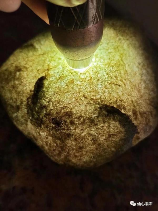 聊一聊後江翡翠原石,或許對你有幫助 聊一聊後江翡翠原石,或許對你有幫助