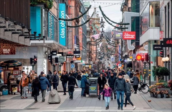 在日本遇見漂亮姑娘，若對你比“9”手勢，勸你趕緊離開為好